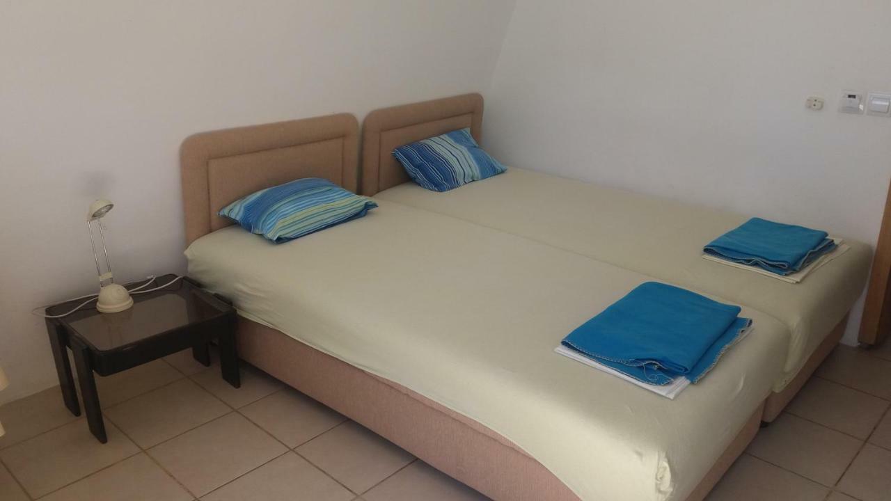 Mini Apartments Natasha Sutomore Ngoại thất bức ảnh